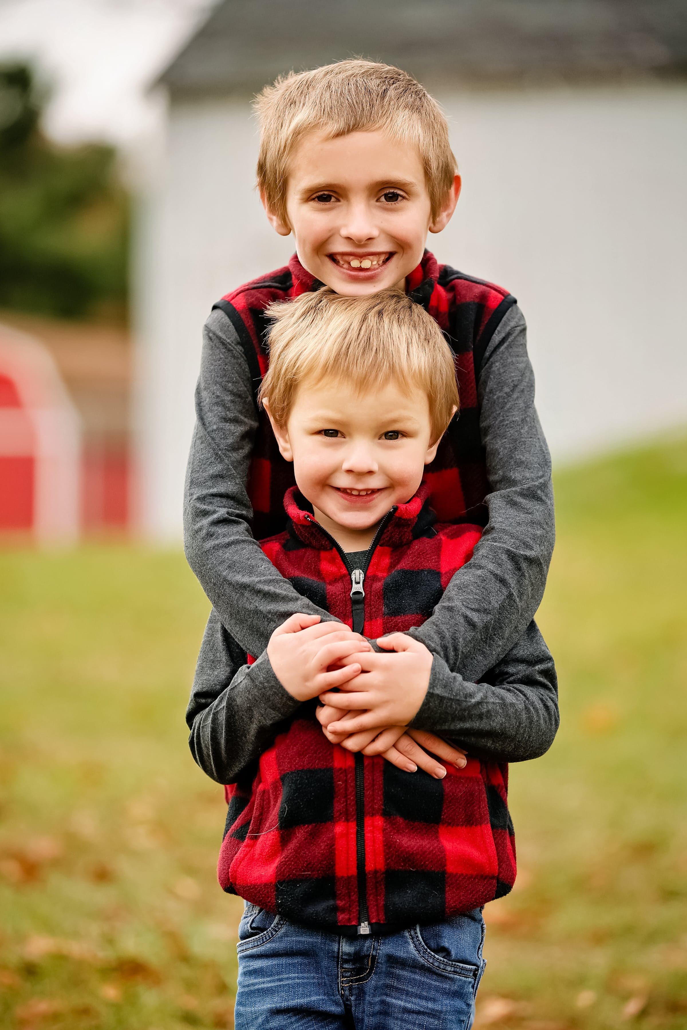 Family photo session at Larimer Square